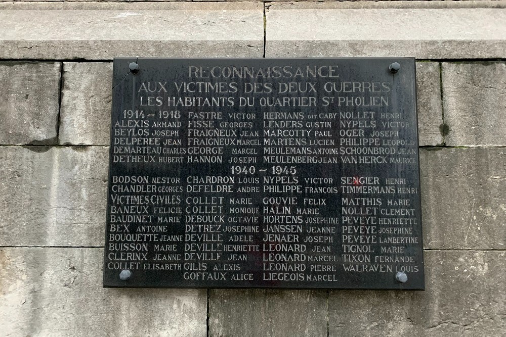 Oorlogsmonument Kerk Saint Pholien Liège #2
