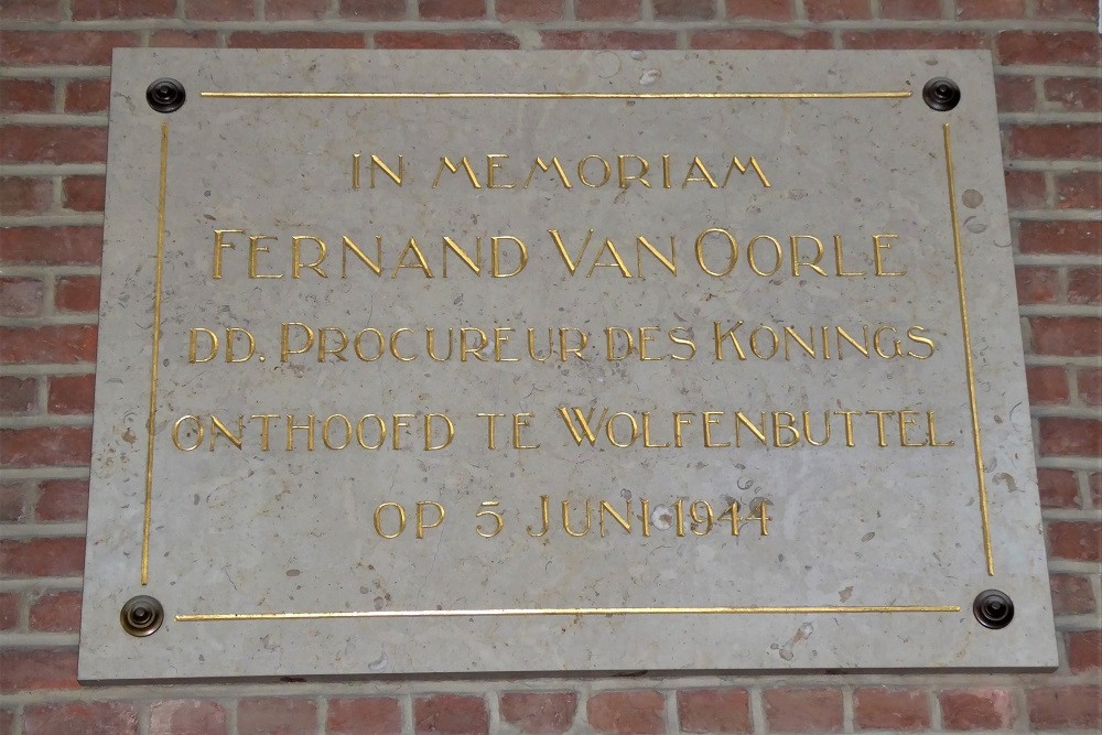 Memorials Courthouse Leuven #5