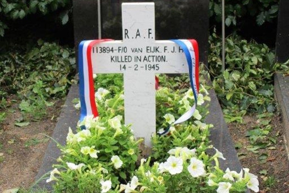 Dutch War Graves General Cemetery IJsselhof Gouda #4