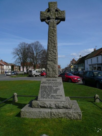 Oorlogsmonument Burnham Market #1