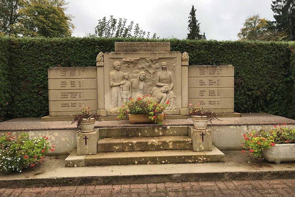 Monument Massamoord Dompierre-sur-Mont #1