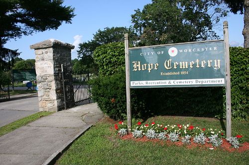 Oorlogsgraven van het Gemenebest Hope Cemetery