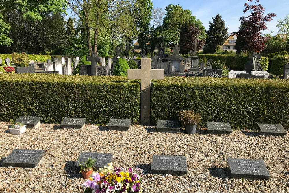 Dutch War Graves Old Municipal Cemetery Haaksbergen #2