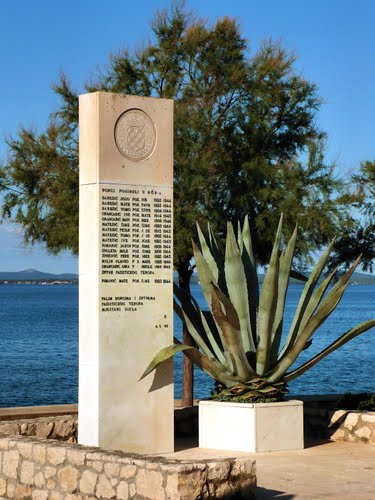 Oorlogsmonument Zadar #1