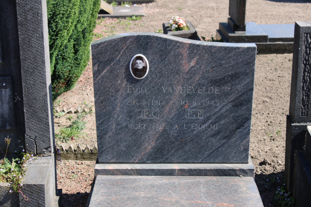 Belgische Oorlogsgraven Tertre