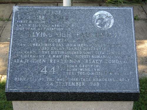 RAF Shipdham Restanten en 44th Bomb. Group Monument #4