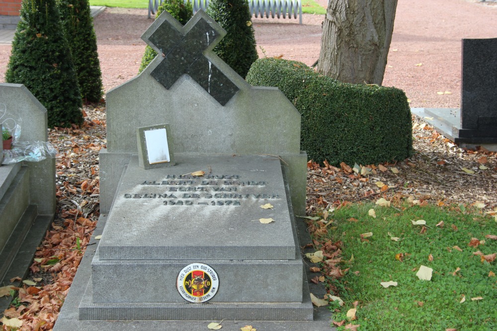Belgian Graves Veterans Nieuwerkerke #4