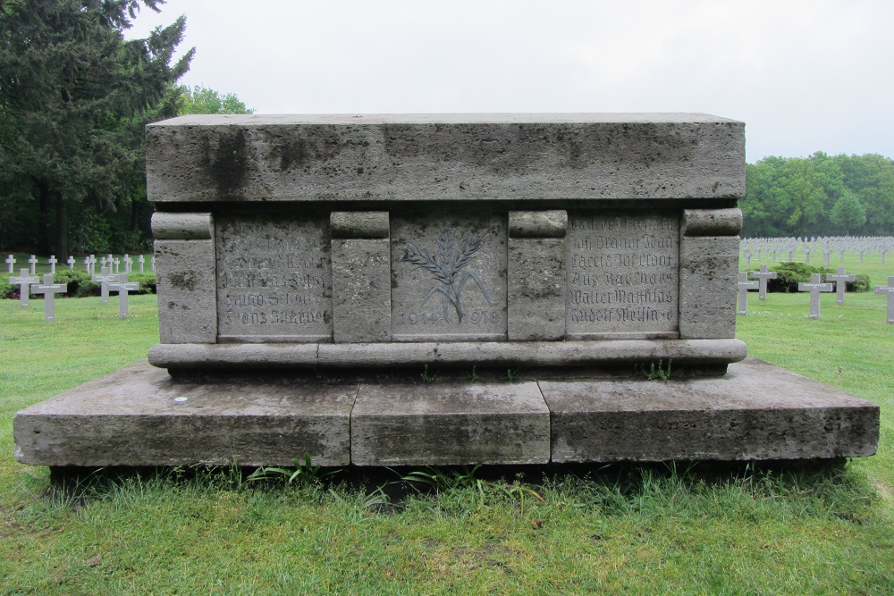 Memorial WOl War Cemetery Ysselsteyn #3