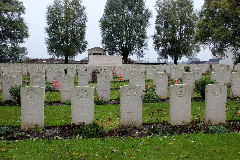 Rue-du-Bois Commonwealth War Cemetery #3