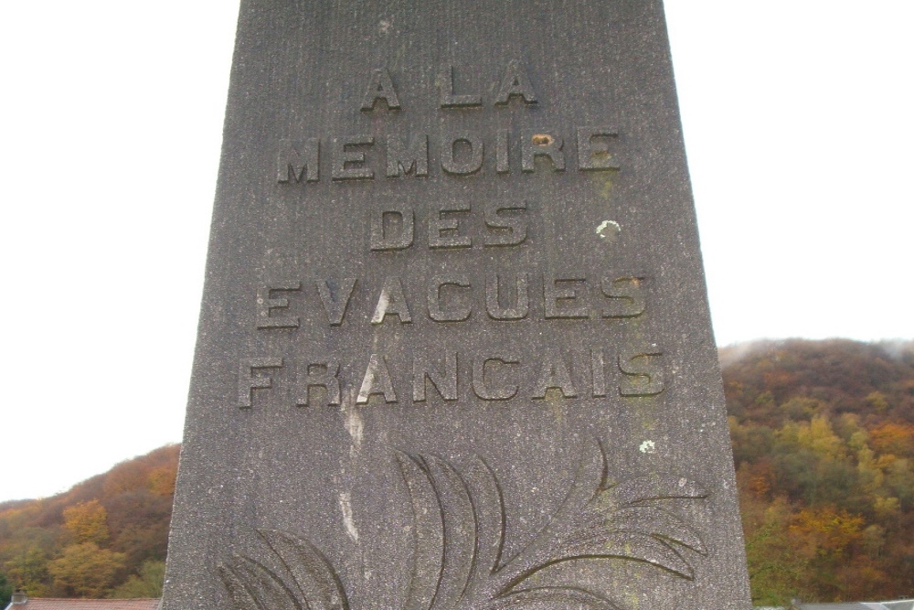 Monument Gevacueerde Fransen Begraafplaats Tilff #2