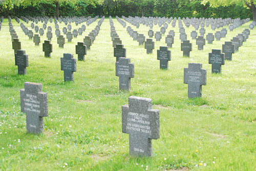 Duitse Oorlogsbegraafplaats Allentsteig #3
