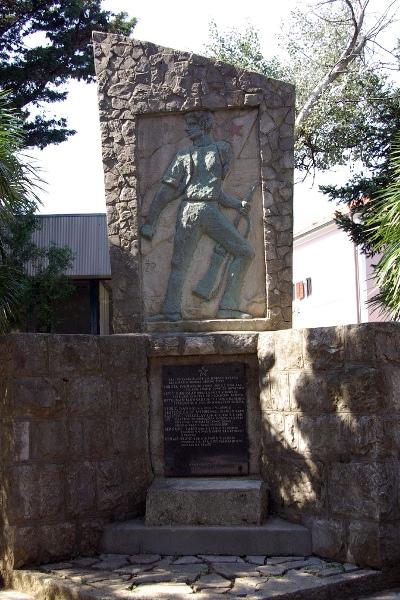 Monument Partizanen Veli Loinj #1