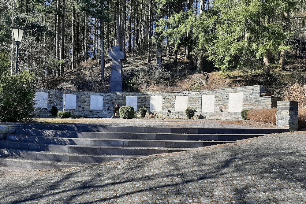 War Memorial Hellenthal #1