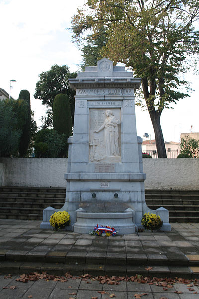 War Memorial Valros #1
