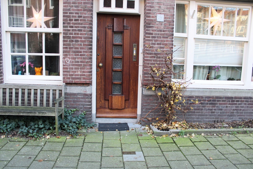 Stumbling Stones Roerstraat 67 #4