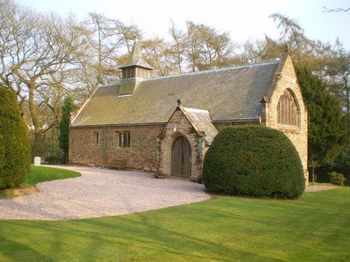 Oorlogsgraf van het Gemenebest All Saints Churchyard