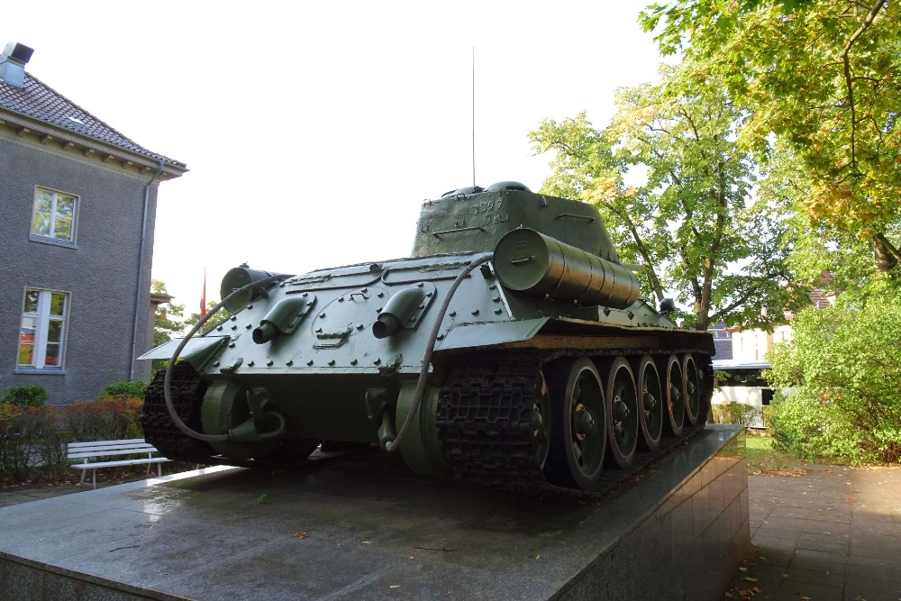 T-34/85 Tank Berlin-Karlshorst #4