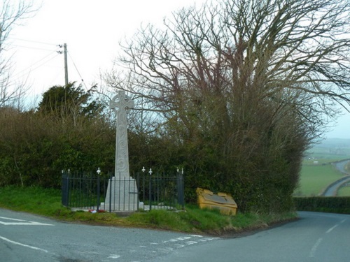 Oorlogsmonument Dendron, Gleaston en Leece