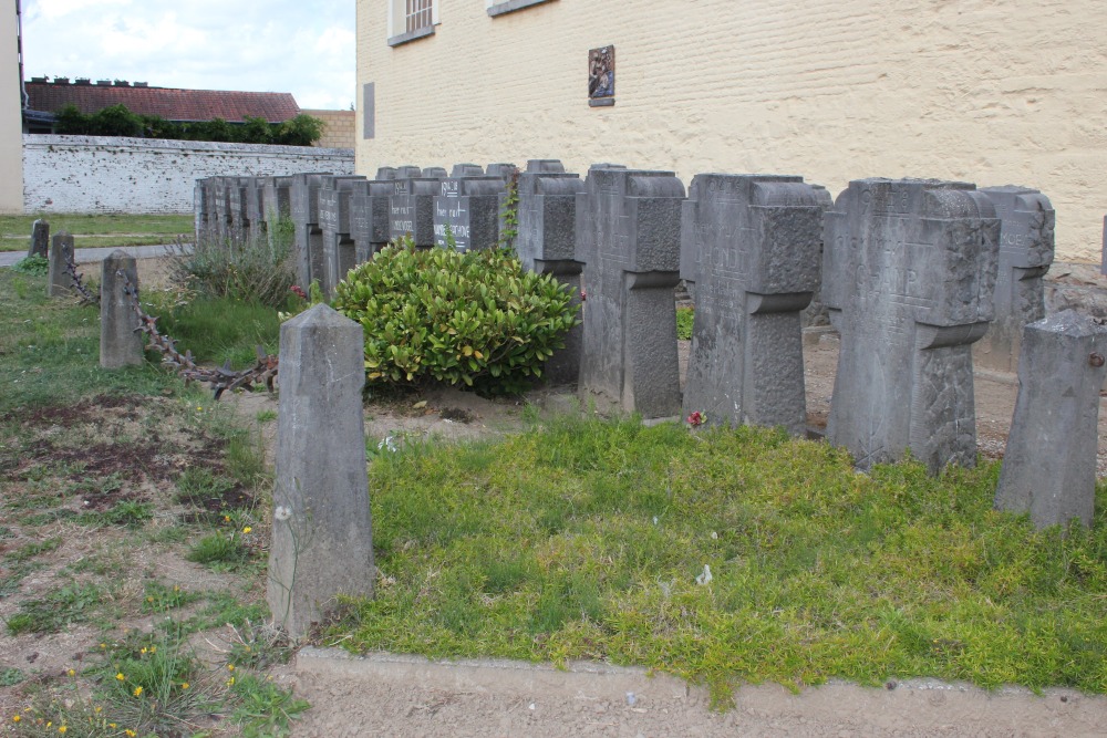 Belgian Graves Veterans Ouwegem #2