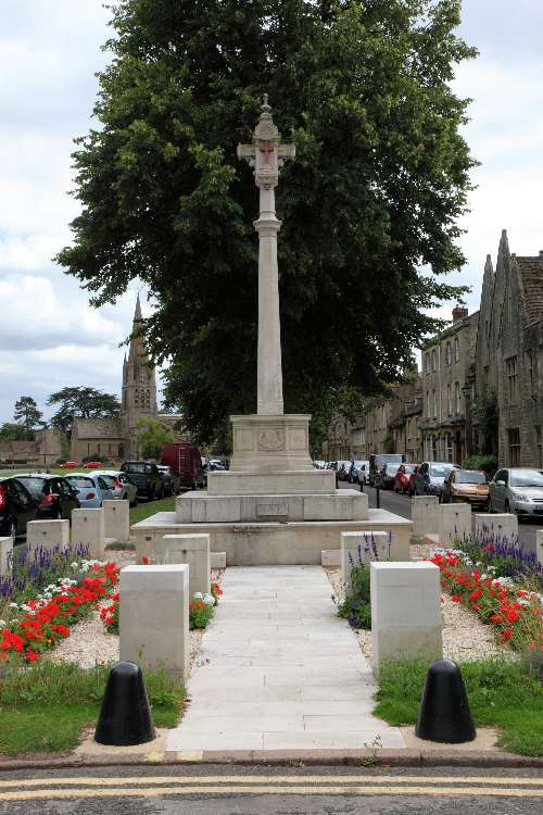 Oorlogsmonument Witney #1