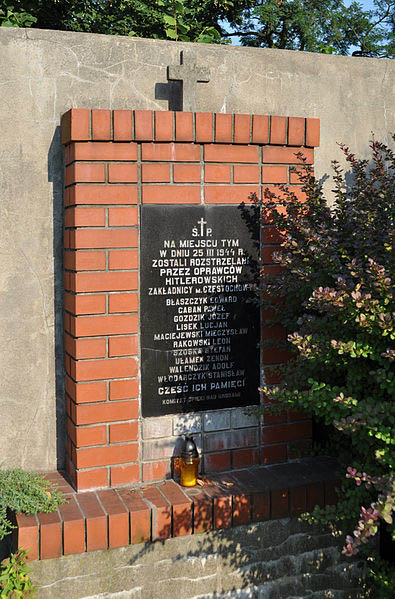 Execution Memorial 1944 #1