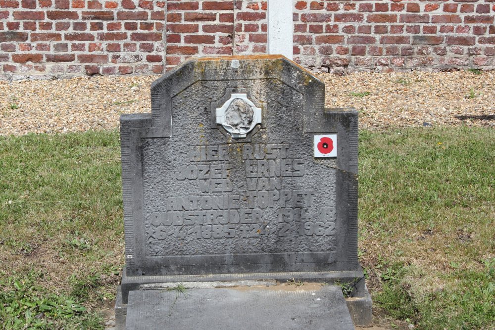Belgische Graven Oudstrijders Vliermaalroot Kerkhof	 #3