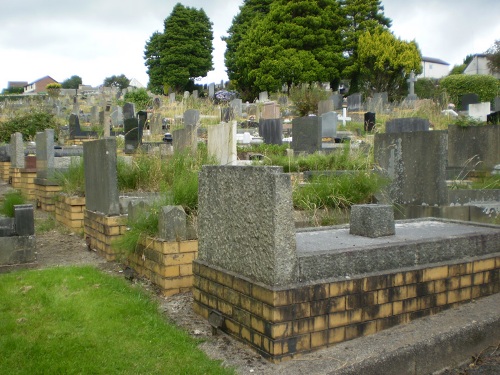 Commonwealth War Graves Coedffranc Cemetery #1
