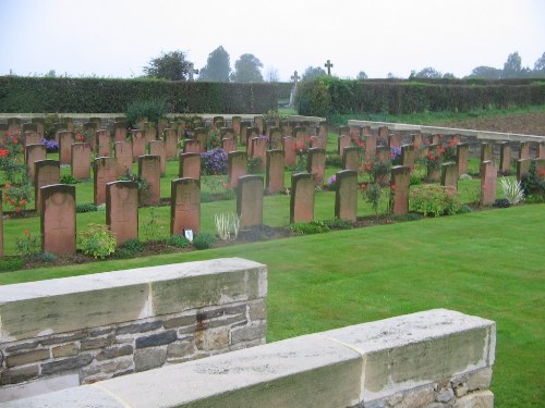 Oorlogsgraven van het Gemenebest Courcelles-au-Bois Extension #1