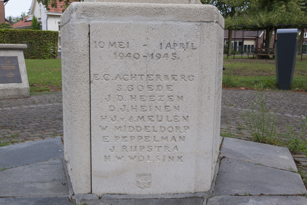 Oorlogsmonument Zelhem #2