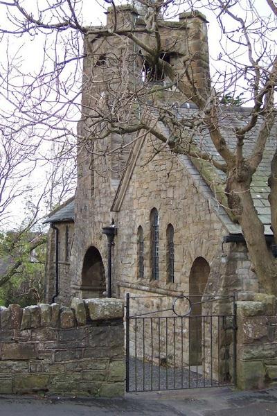 Oorlogsgraf van het Gemenebest St Columba Churchyard