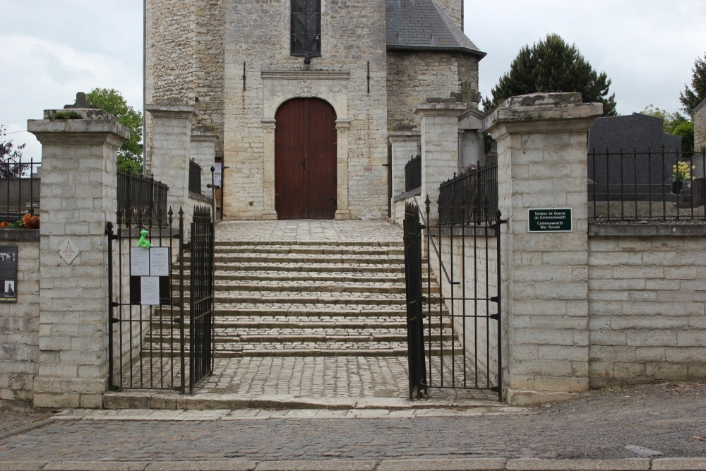 Commonwealth War Graves St-Remy-Geest