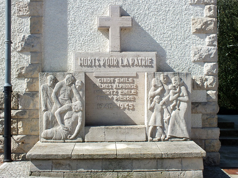 Oorlogsmonument Reckange-sur-Mess