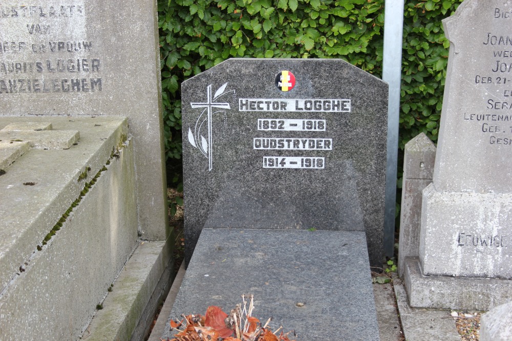 Belgische Oorlogsgraven Koekelare	 #5