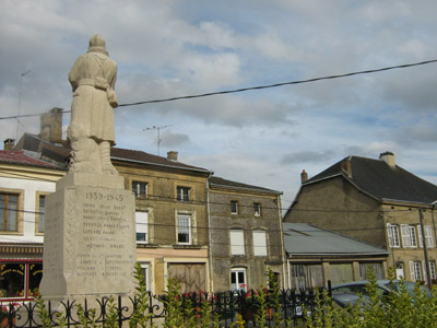 Oorlogsmonument Jametz #1