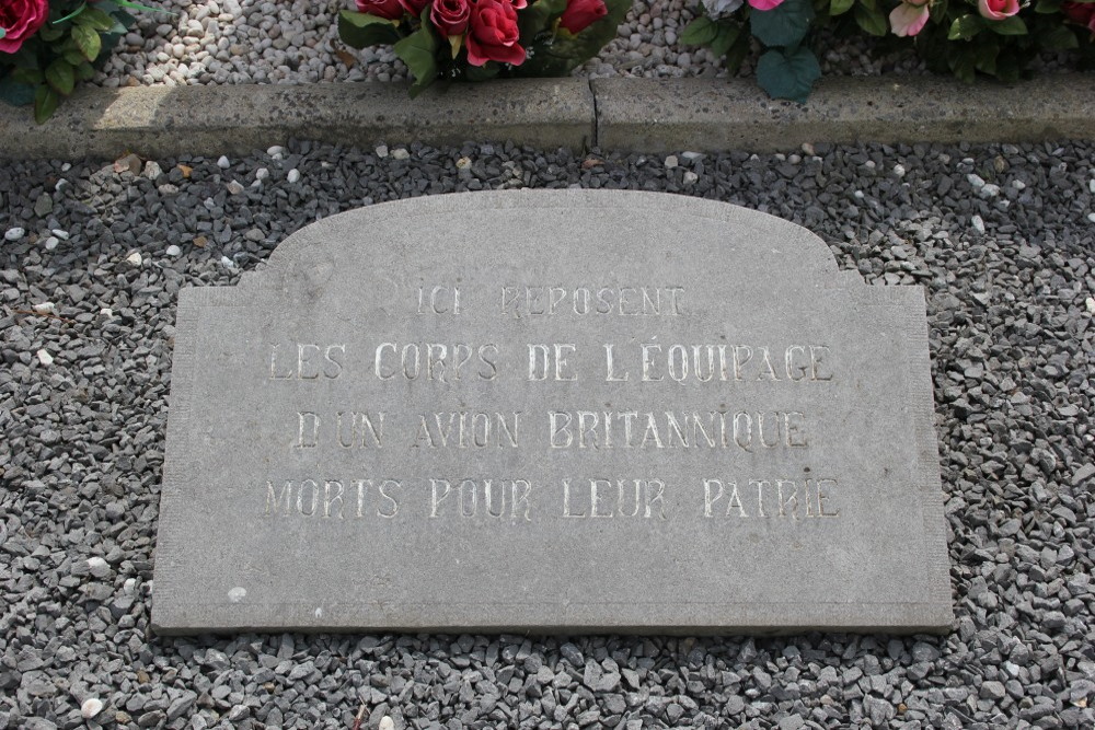Commonwealth War Graves Thorembais-St.Trond #3
