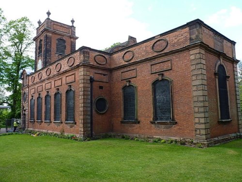 Oorlogsgraven van het Gemenebest St. Mary and St. Margaret Churchyard #1