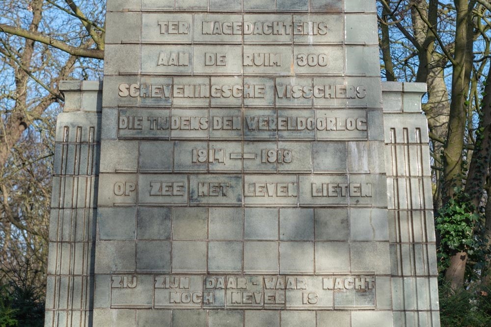 Vissersmonument Scheveningen #3