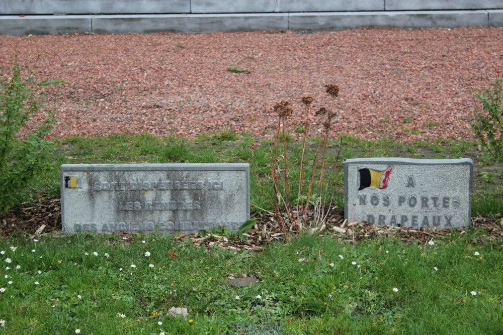 Oorlogsmonument Begraafplaats Robermont #4