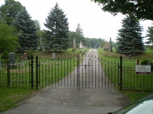 Oorlogsgraf van het Gemenebest Mount Brydges Cemetery