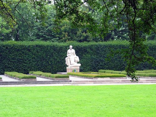 Danish Resistance Fighters Cemetery sterbro