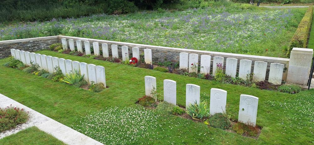 Commonwealth War Cemetery Drummond #2
