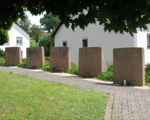 War Memorial Salmtal #3