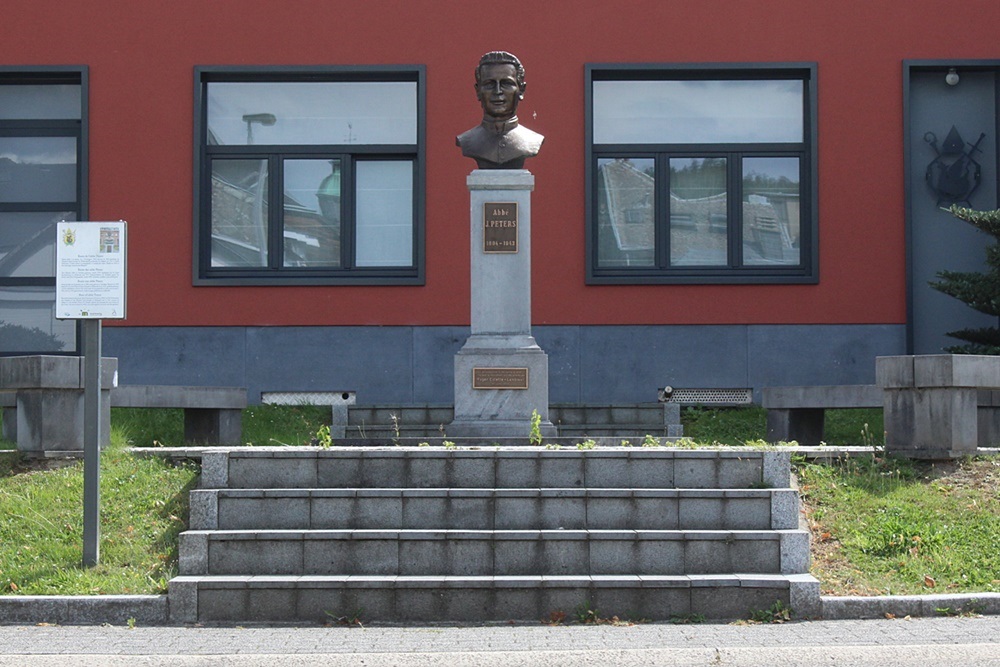 Monument Abbé Joseph Peters Malmédy #5
