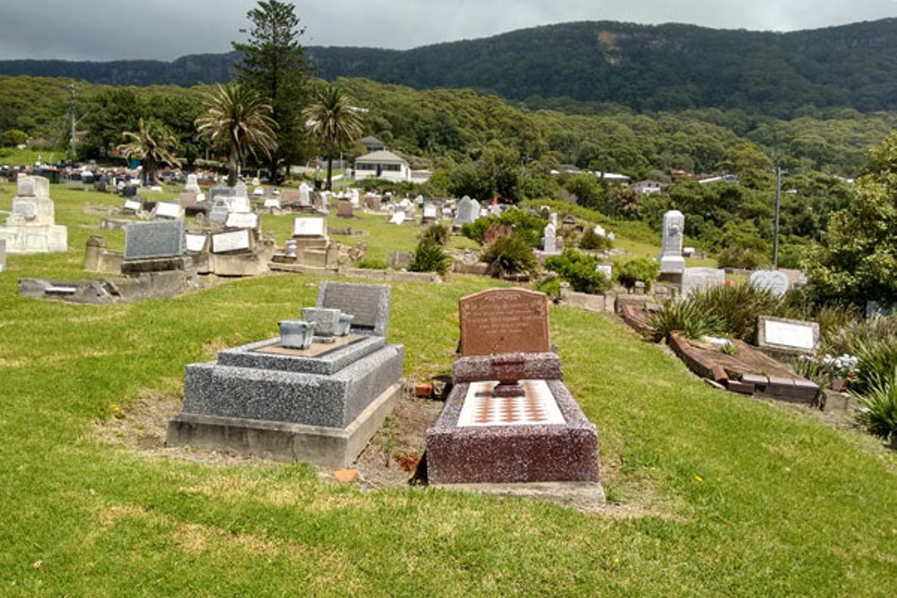 Commonwealth War Grave Scarborough Cemetery #1