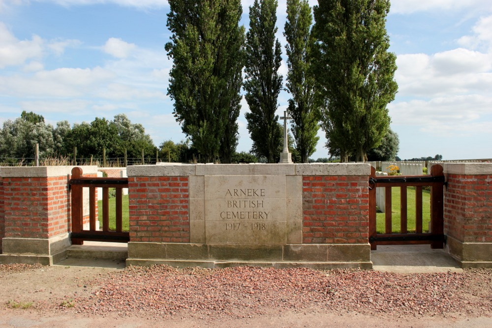 Commonwealth War Cemetery Arnke #1