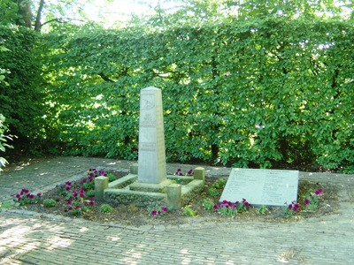 Memorial 28th R.I. - 10 May 1940 #1