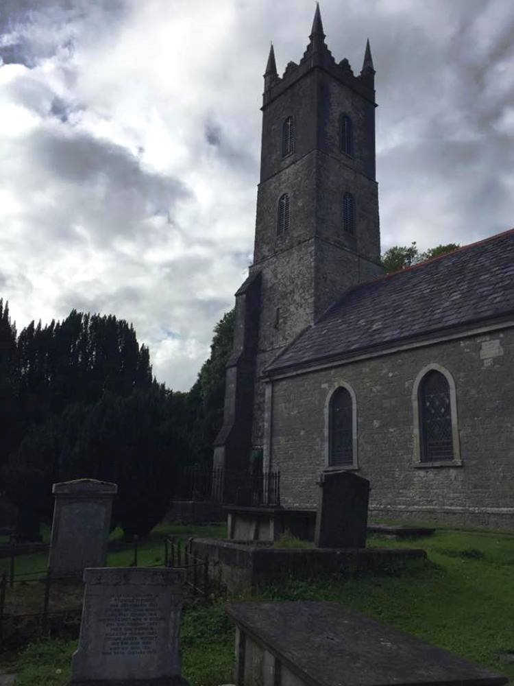 Commonwealth War Grave Glaslough Church of Ireland New Cemetery