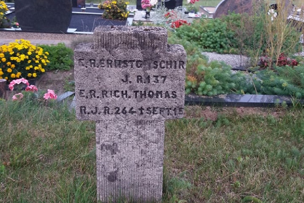 Soldiers' Graves 1st World War Semelikės #4