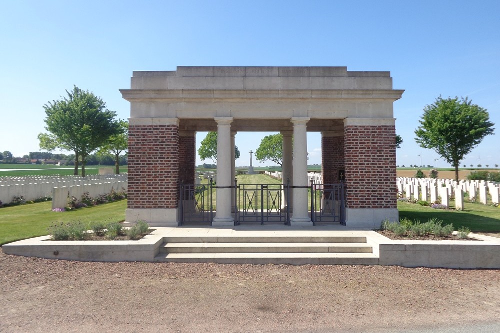 Commonwealth War Cemetery Fins New