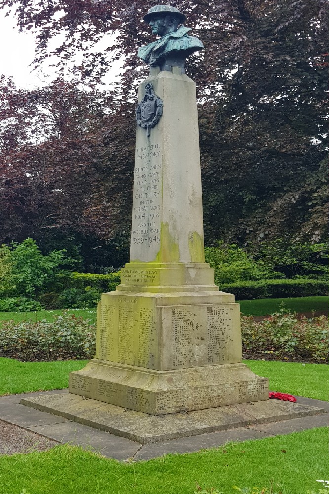Oorlogsmonument Ripon #2
